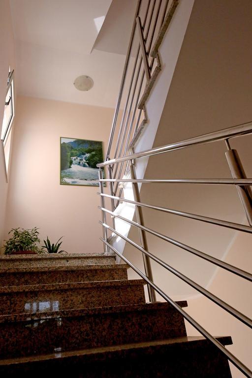 Guest Accommodation Slapovi Krke Lozovac Ngoại thất bức ảnh