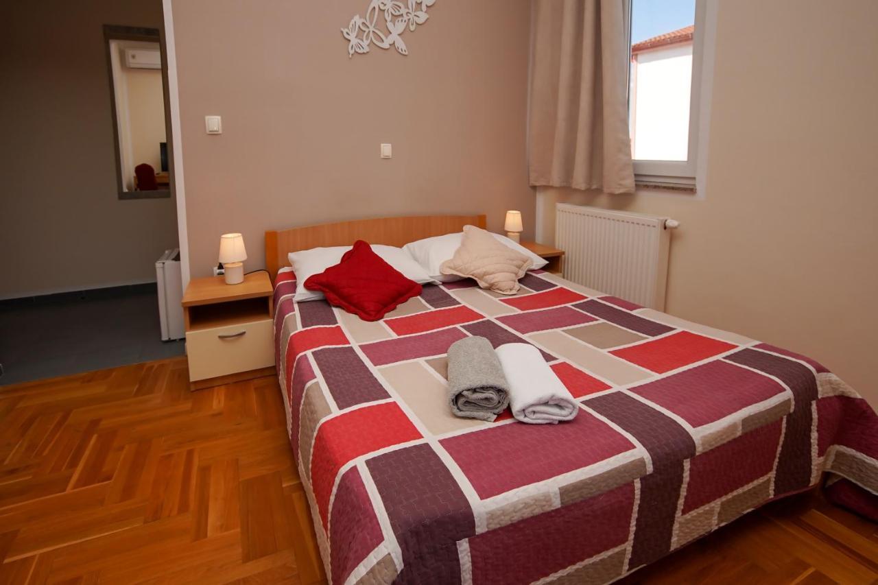 Guest Accommodation Slapovi Krke Lozovac Ngoại thất bức ảnh