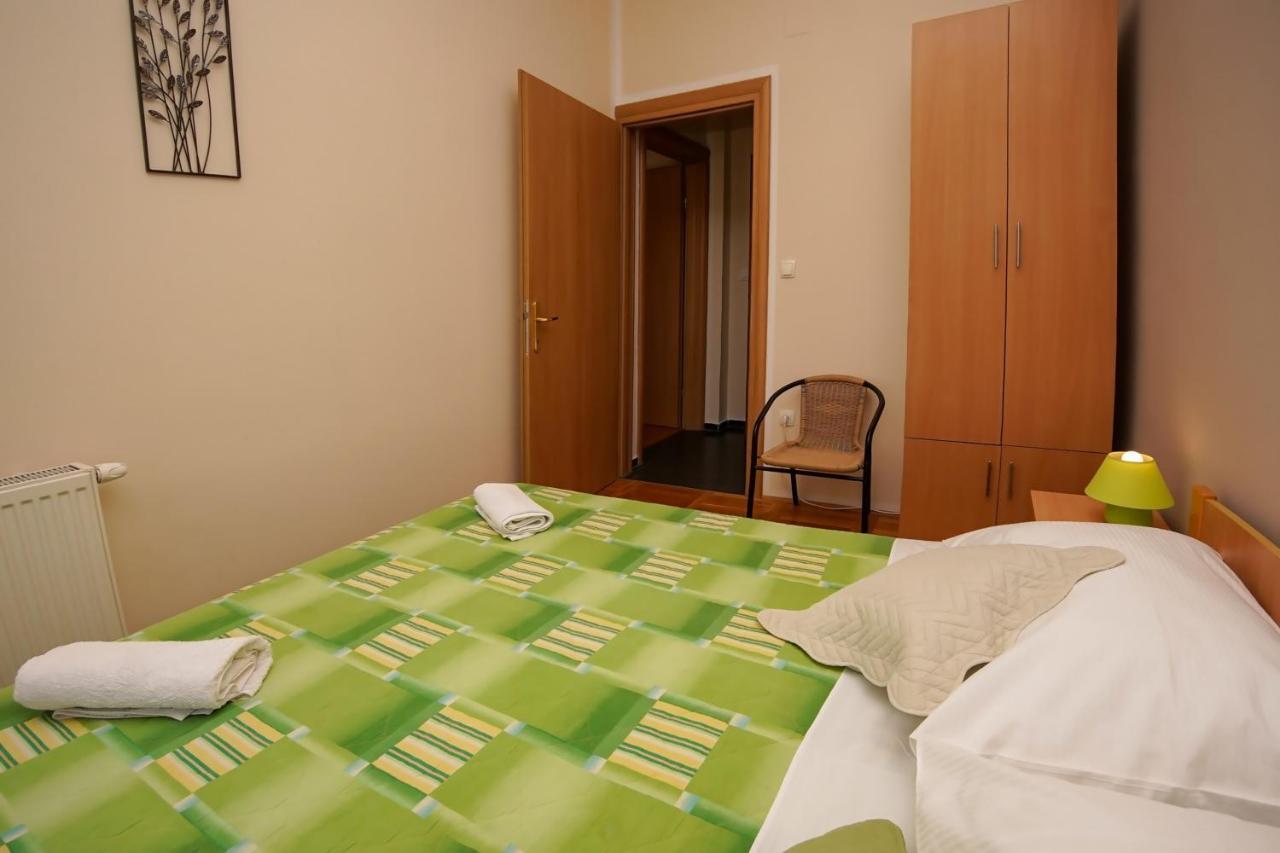 Guest Accommodation Slapovi Krke Lozovac Ngoại thất bức ảnh